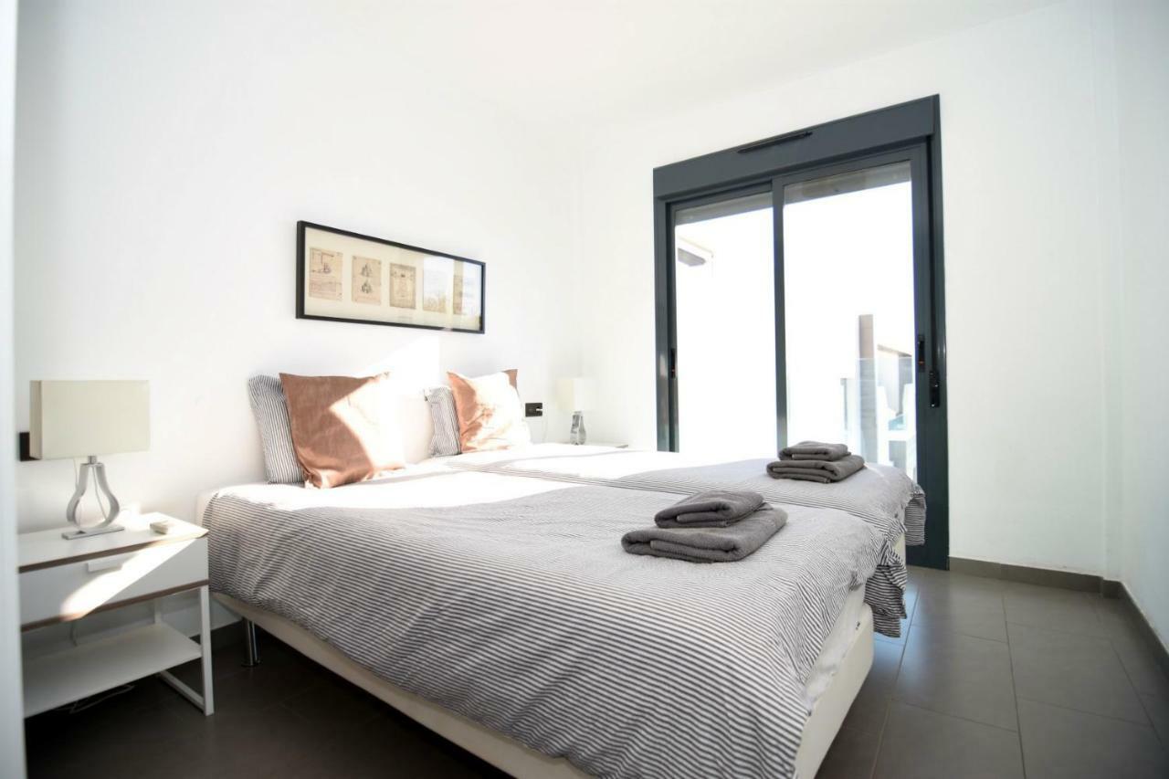 Penthouse Oasis Beach II La Zenia Apartman Dehesa de Campoamor  Kültér fotó