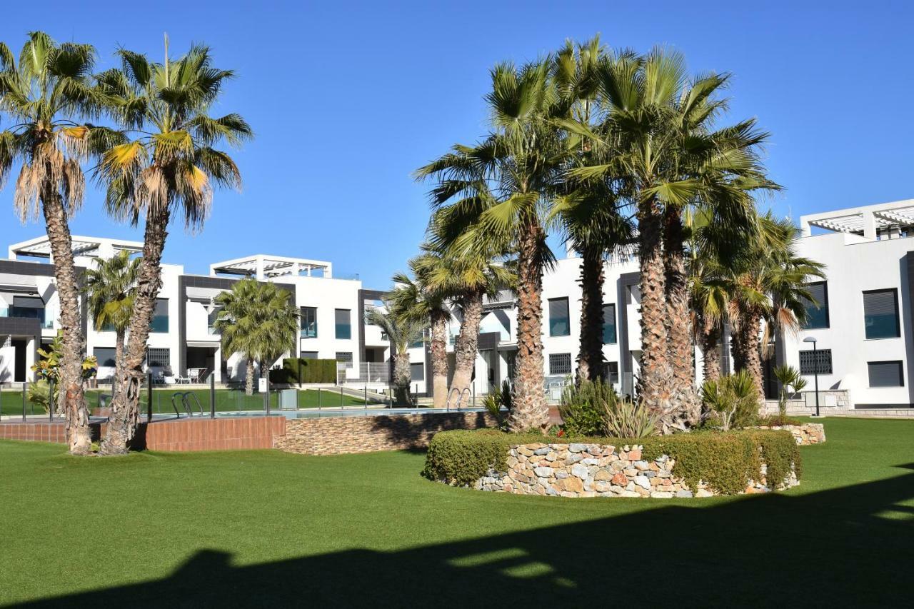 Penthouse Oasis Beach II La Zenia Apartman Dehesa de Campoamor  Kültér fotó