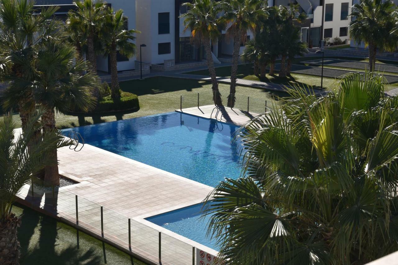 Penthouse Oasis Beach II La Zenia Apartman Dehesa de Campoamor  Kültér fotó