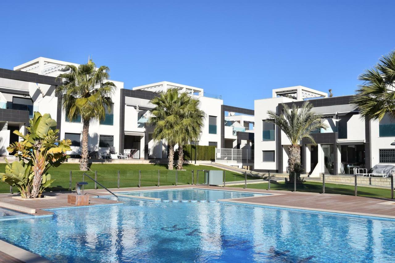 Penthouse Oasis Beach II La Zenia Apartman Dehesa de Campoamor  Kültér fotó