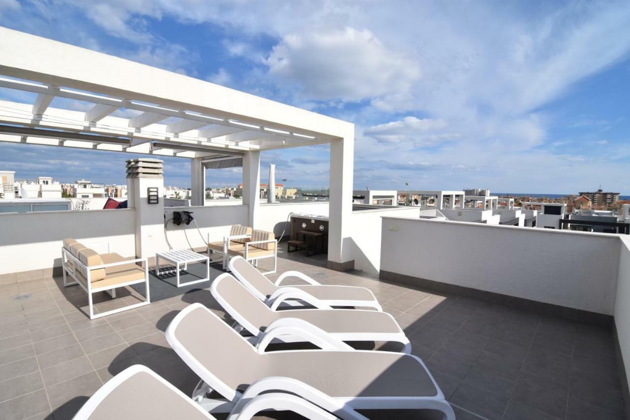 Penthouse Oasis Beach II La Zenia Apartman Dehesa de Campoamor  Kültér fotó