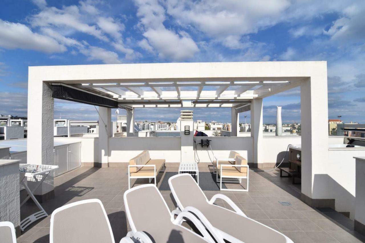 Penthouse Oasis Beach II La Zenia Apartman Dehesa de Campoamor  Kültér fotó